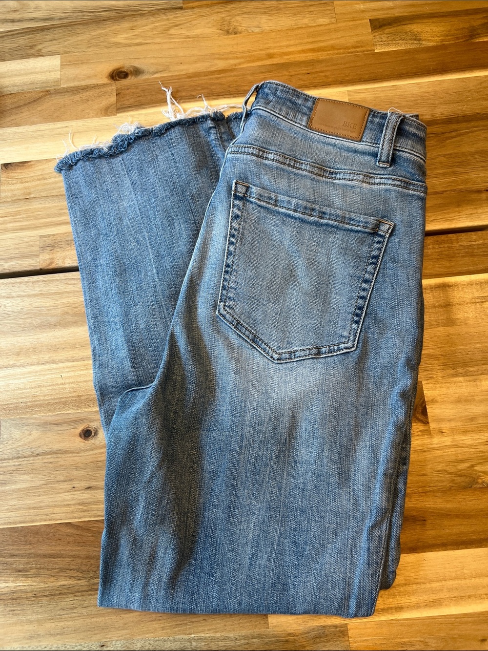 BKE “Billie” High-Rise Slim Fit Women's Jeans in Medium Blue Wash size 31/28